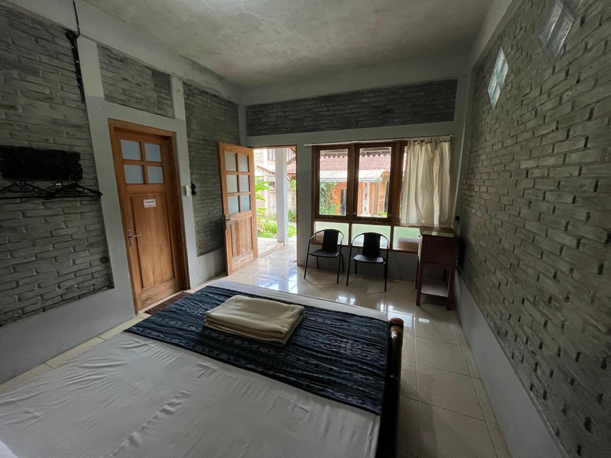 Saka Homestay Boutique & Cafe Magelang Exterior photo